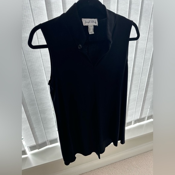 Top - Picture 2 of 3